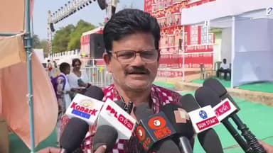 ଖରିଆର: ଆଜିରୁ ରାଜା ଏଟି ପଡ଼ିଆରେ ଖଡିଆଳ ମହୋତ୍ସବ ପାଳନ ନେଇ ପ୍ରତିକ୍ରିୟା ରଖିଲେ ଉପଦେଷ୍ଟା ଜିତୁ ପଟ୍ଟନାୟକ