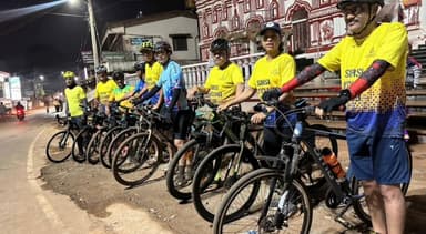 ಶಿರಸಿ: ನಗರದಲ್ಲಿ ಕ್ಯಾನ್ಸರ್ ಜಾಗೃತಿ ಮತ್ತು ನಿಧಿ ಸಂಗ್ರಹಕ್ಕಾಗಿ 'ಸೈಕ್ಲಿಂಗ್ ಫಾರ್ ಗೋಲ್ಡ್' ಎಂಬ ಸೈಕಲ್ ಜಾಥಾ