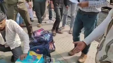 समस्तीपुर: समस्तीपुर रेलवे स्टेशन पर शराब के साथ धंधेबाज गिरफ्तार, उत्पाद विभाग की कार्रवाई