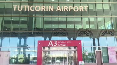 தூத்துக்குடி: சுப்பிரமணிய சுவாமி திருக்கோவிலில் மௌன விரதம் இருந்து வழிபாடு விமானம் நிலையத்தில் Ex. முதல்வர் ஓ பன்னீர்செல்வம் செய்தியாளர்களிடம் பேசுவதை தவிர்ப்பு