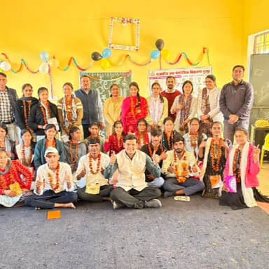 कठूमर: कठुमर के राजकीय विद्यालय में सावित्रीबाई फुले अवार्ड से सम्मानित हुईं नूरपुर की मेधावी छात्राएं