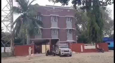 நாகப்பட்டினம்: வெளிப்பாளையம் தம்பி துறை பூங்கா பேருந்து நிறுத்தம் பகுதியில் கஞ்சா விற்பனைக்கு வைத்தது இரண்டு பேர் கைது நான்கு கிலோ கஞ்சா பறிமுதல்