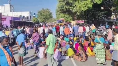 சின்ன சேலம்: நைனார்பாளையத்தில் கழிவுநீர் சுத்திகரிப்பு நிலையம் அமைக்க எதிர்ப்பு தெரிவித்து கிராம மக்கள் திடீரென சாலை மறியலில் ஈடுபட்டதால் பரபரப்பு