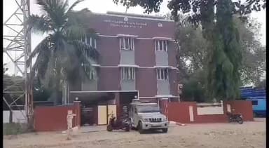 நாகப்பட்டினம்: வெளிப்பாளையம் வீதி குல தெரு பகுதியில் குடும்பப் பிரச்சினையில் மாமியாரை தாக்கிய மருமகள் மீது வழக்கு பதிவு