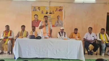 ଧର୍ମଗଡ: ବଡବସୁଲ ଠାରେ ଖଇରପଦର ମଣ୍ଡଳ ସ୍ତରୀୟ ବିକଶିତ ଭାରତ ଗ୍ୟାରେଣ୍ଟି ରୋଜଗାର ଆଜୀବିକା ମିଶନ ଗ୍ରାମୀଣ (VB-G RAM G) ଜନଜାଗରଣ ଅଭିଯାନ