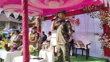 বাঁশপাহাড়ীতে ভ্রাম্যমাণ পাঠাগারের শুভ উদ্বোধন, উপস্থিত ঝাড়গ্রাম জেলার পুলিশ সুপার
#belpaharinews #JhargramNews #newsjh...