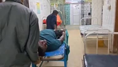 আলিপুরদুয়ার ১: ট্রাক্টরের সঙ্গে সংঘর্ষে বাইক চালকের মৃত্যু অপরজন আলিপুরদুয়ার জেলা হাসপাতালে চিকিৎসাধীন