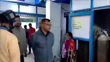 जमुई: सिविल ड्रेस में औचक निरीक्षण के लिए सदर अस्पताल पहुंचे DM और SP, स्वास्थ्य कर्मियों में मचा हड़कंप, बिचौलिए भी हुए सतर्क