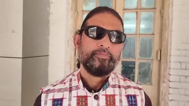 ସୁନ୍ଦରଗଡ ସହର: ଜିଲ୍ଲାପାଳ ଙ୍କ ଅଫିସ କୁ ଏସ ଆଇ ଆର୍ ନେଇ ଆସିଥିବା ବେଳେ ସମାଜସେବୀ ଡକ୍ଟର ହିମାଂଶୁ ଷଡ଼ଙ୍ଗୀ ଙ୍କ ପ୍ରତିକ୍ରିୟା