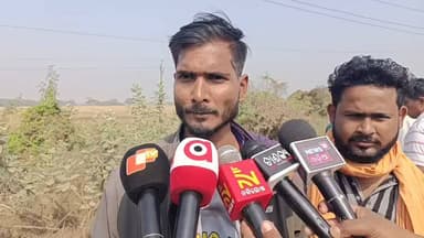 ଧାମନଗର: ଧାମନଗର ଥାନା ଅଧୀନ ବିଷ୍ଣୁପୁର ଛକ ଠାରେ କାର ଦୁର୍ଘଟଣା ମାମଲା, ପ୍ରତିକ୍ରିୟା ରଖିଲେ ସ୍ଥାନୀୟ ବାସିନ୍ଦା