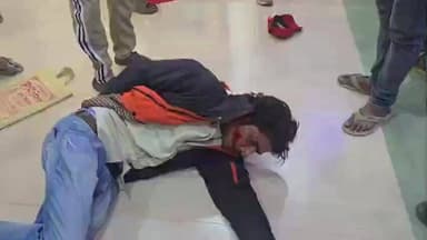 সিউড়ি ১: SIR এর হিয়ারিং এর লাইনে দাঁড়িয়ে অসুস্থ হয়ে পড়ল তিন নম্বর ওয়ার্ড থেকে আসা এক যুবক এক নম্বর ব্লক অফিসে