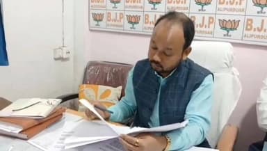 আলিপুরদুয়ার ১: আলিপুরদুয়ারে বিজেপির জেলা সভাপতি সাংবাদিক বৈঠক করলেন