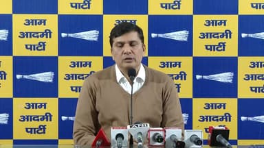 साकेत: दिल्ली में गायब होते लोगों पर आप नेता सौरभ भारद्वाज ने की प्रेस वार्ता