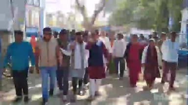 মানিকচক: নির্বাচন কমিশন চেয়ারে বসে বিজেপির দালালি করছে, মানিকচক থেকে বললেন তৃণমূল মুখপাত্র