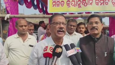 ତାଳଚେର ସଦର: କଣିହାଁ ଟ୍ରକ ମାଲିକ ସଂଘ ପକ୍ଷରୁ ଧର୍ମଘଟ କରି ପ୍ରତିକ୍ରିୟା ରଖିଲେ ସୁବୋଧ ପାଣି