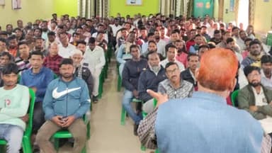 সিউড়ি ২: পুরন্দরপুর তৃণমূল কংগ্রেস কার্যালয়ে দু'নম্বর ব্লক তৃণমূল কংগ্রেসের পক্ষ থেকে সাংগঠনিক বৈঠকের আয়োজন