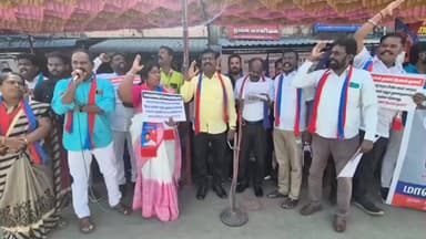 ஸ்ரீபெரும்புதூர்: ஸ்ரீபெரும்புதூரில் விசிக கட்சியினர் செங்காடு ஊராட்சியில் முறைகேடு நடந்திருப்பதாக தலைவர் மற்றும் துணைத் தலைவர் மீது நடவடிக்கை எடுக்க கோரி ஆர்ப்பாட்டம்