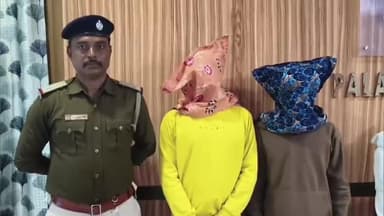 তেহট্ট ২: রাধানগর গ্রামে একটি চুরির ঘটনায় তদন্তে নেমে পুলিশ ২ জন ব্যাক্তিকে আটক করলো পলাশীপাড়া থানার পুলিশ