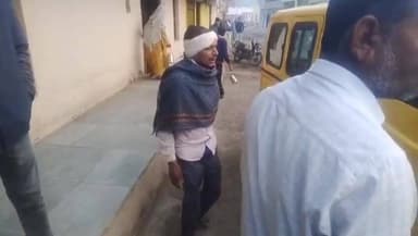 अंजड़: ग्राम हरीबड में शराब पीकर स्कूल वाहन चला रहा ड्राइवर पकड़ा गया, ग्रामीणों ने बच्चों की सुरक्षा पर उठाए सवाल