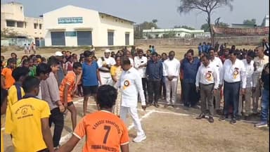 చిట్యాల: ప్రజా ప్రభుత్వం క్రీడలకు పెద్దపీట వేస్తుంది : ఎమ్మెల్యే గండ్ర సత్యనారాయణ రావు