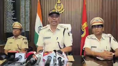 ସୋନପୁର: ନିଜ କାର୍ଯ୍ୟାଳୟରେ ଜିଲ୍ଲା ଏସପି ନାରାୟଣ ନାଏକ ଙ୍କ ସାମ୍ବାଦିକ ସମ୍ବିଳନୀ