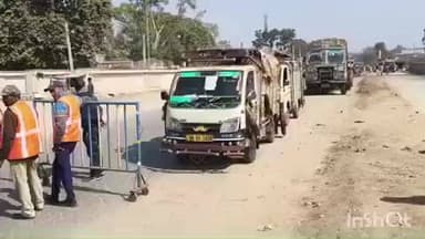 পুরুলিয়া ২: মাধ্যমিক পরীক্ষা তাই যান নিয়ন্ত্রণে শহরের মাঝে কোন হেভি ভেহিকেল ঢুকতে দেওয়া হচ্ছে না পুরুলিয়া বরাকর রোডে কড়া নজরদারি