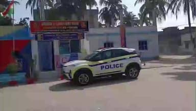 নবদ্বীপ: বাড়িতে ঢুকে মহিলাকে শ্লীলতাহানি ও খুনের চেষ্টার অভিযোগে প্রাচীন মায়াপুর থেকে গ্রেফতার অভিযুক্ত,পেশ করা হল আদালতে