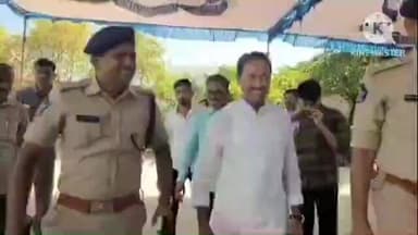 కదిరి పట్టణంలో మీ భద్రత - మా బాధ్యత కార్యక్రమంలో పాల్గొన్న ఎస్పీ సతీష్ కుమార్, ఎమ్మెల్యే కందికుంట వెంకటప్రసాద్.