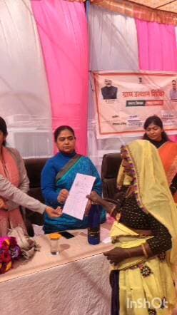 खैरथल तिजारा जिले में ग्राम उत्थान शिविर में पशुपालक को मिला निशुल्क पशु बीमा का लाभ