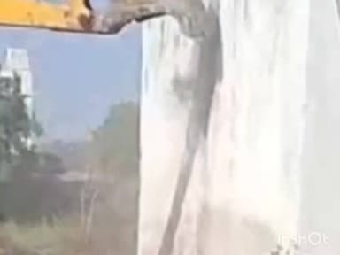 गुरुग्राम: सोहना नगर परिषद ने 8 दुकानों को ध्वस्त किया