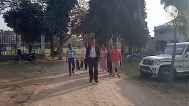 খোয়াই: বেতনের দাবিতে খোয়াই জেলা শিক্ষা উপ-আধিকারিকের নিকট ডেপুটেশন প্রধান করে সমগ্র শিক্ষা আওতাধীন খোয়াই বিভাগের শিক্ষকরা