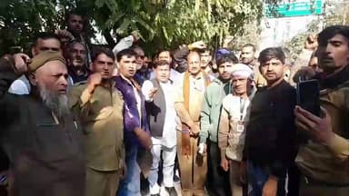 मथुरा: ट्रक चालक की हत्या पर उबाल, ड्राइवर संगठन ने फांसी की सजा की मांग की, नहीं मानीं मांगे तो करेंगे चक्का जाम