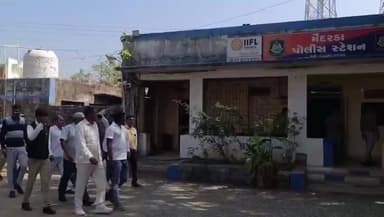 મેંદરડા: મેંદરડા તાલુકા પંચાયતમાં બાબાસાહેબ આંબેડકરના અપમાન મામલે દલિત સમાજનો કડક વિરોધ