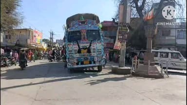 नागौद: बस स्टैंड चौराहा पर खराब ट्रक से यातायात बाधित