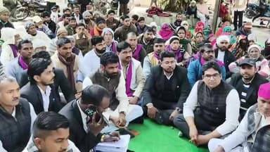 मुज़फ्फरनगर: दीपक कश्यप के समर्थन में सड़कों पर उतरी सामाजिक न्याय पार्टी, बजरंग दल पर खुलेआम गुंडागर्दी के आरोप लगाए देवेंद्र कश्यप