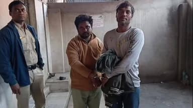 কেতুগ্রাম ১: কেতুগ্রামের আনখোনায় প্রাচীন ধর্মরাজ মন্দিরে চুরির ঘটনায় দু’জনকে গ্রেপ্তার করে নিজেদের হেফাজতে নিল পুলিশ