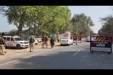 ਮਲੋਟ: ਗੈਂਗਸਟਰਾਂ ਤੇ ਵਾਰ ਮੁਹਿੰਮ ਤਹਿਤ ਜ਼ਿਲ੍ਹਾ ਸ੍ਰੀ ਮੁਕਤਸਰ ਸਾਹਿਬ ਵਿੱਚ ਪੱਕੇ ਸਰਹੱਦੀ ਨਾਕੇ, ਸਖ਼ਤ ਚੈਕਿੰਗ ਜਾਰੀ