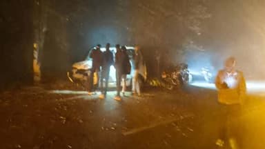 हर्रैया: बलुआ समय माता मंदिर के पास घने कोहरे के कारण हुए सड़क हादसे में 1 व्यक्ति की मौत