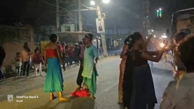 शिवहर महिला थाना के बाहर किनर समाज में हुआ आपस में नोक झोक #Sunilraj87099 #Sunilrajsheohar #sarojraja #SAROJRAJA #darbha...