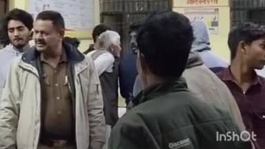 बिधूना: सहार क्षेत्र के बदरियापुर गांव में वाहन की टक्कर से पैदल जा रहे मजदूर की हुई मौत