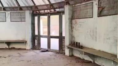 ખંભાત: સ્મશાનગૃહમાં રૂ. 8 લાખથી વધુનો ખર્ચને લઈ વિરોધ પક્ષે રિયાલિટી ચેક કરી ભ્રષ્ટાચારના આક્ષેપ કર્યા.