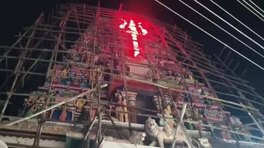 ஆண்டிப்பட்டி: கண்டமனூரில் மகாகாளி அம்மன் கோவில் கும்பாபிஷேகத்திற்காக ஐம்பொன்னால் செய்யப்பட்ட உற்சவர் சிலை வீதி உலா நடந்தது