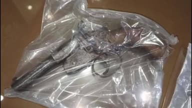 চাপড়া: চাপড়ায় আগ্নেয়াস্ত্র ও গুলি সহ গ্রেফতার ১