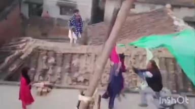 फरेंदा: पिपरा–परसौनी में महिला के साथ मारपीट का वीडियो हुआ वायरल