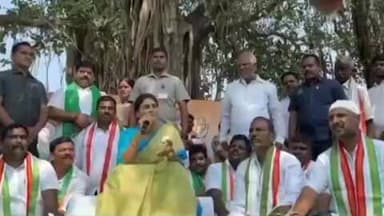 సూళ్లూరుపేటలో రోడ్లు లేవు లిక్కర్ మాత్రం జోరు: ఏపీ కాంగ్రెస్ చీఫ్ షర్మిలారెడ్డి మండిపాటు