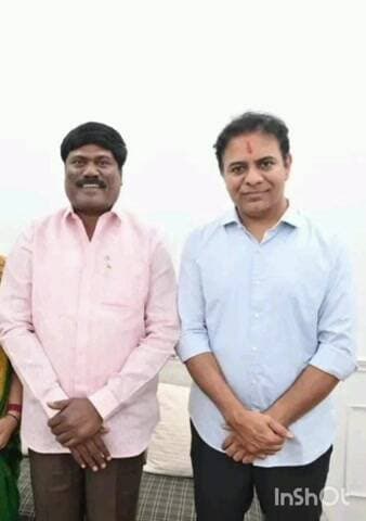 నర్సంపేట: నర్సంపేట పట్టణంలో బి.ఆర్.ఎస్ నేత కల్వకుంట్ల తారక రామారావు ఎన్నికల ప్రచారంలో పాల్గొనన్నారు