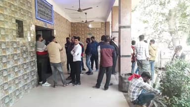 मथुरा: यमुना एक्सप्रेसवे पर कंटेनर की तेज रफ्तार ने छीनी 6 जिंदगियां, घटना का सीएम ने लिया संज्ञान