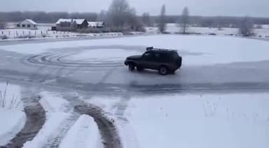 ऐसी मस्ती भी किस काम की ।बाद में दिक्कत का सामना करना पड़े।----