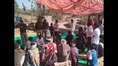 बौंली: बपुई गाँव में अवैध खनन व शराब ठेकों के खिलाफ ग्रामीणों ने किया धरना, बावड़ी पुनर्निर्माण की मांग