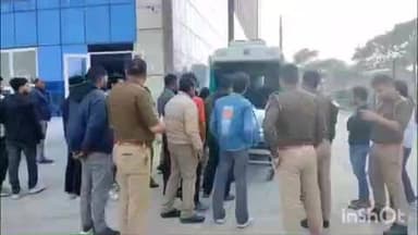 धौलाना: नेशनल हाईवे 9 पर स्थित छिजारसी टोल प्लाजा पर बाइक को अज्ञात वाहन ने मारी टक्कर, एक युवक की मौत, दो घायल